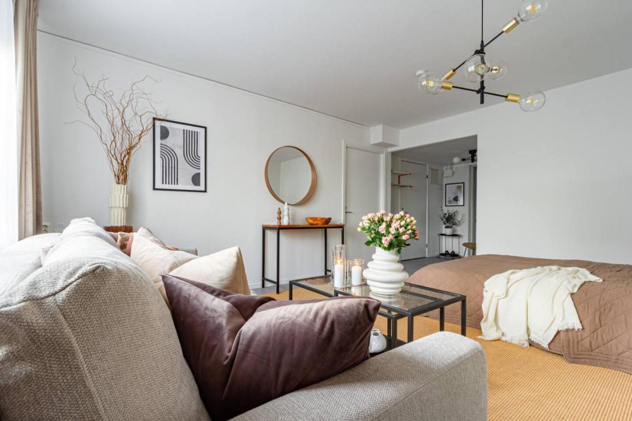 Simple Studio In Trendy Soedermalm - Construction Work Ville de Ville de Stockholm Extérieur photo